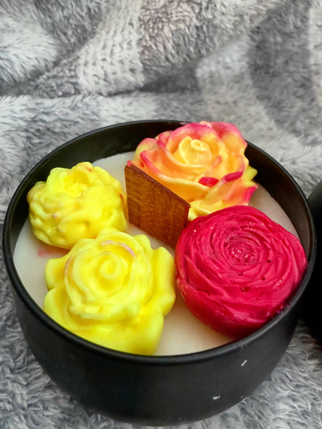 Soy Candle in Matte Black Tin